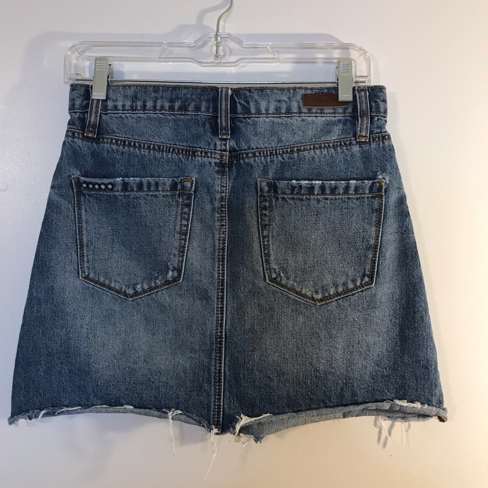 BLANK NYC Blue Denim Distressed Raw Hem Mini Skirt - Picture 5 of 7